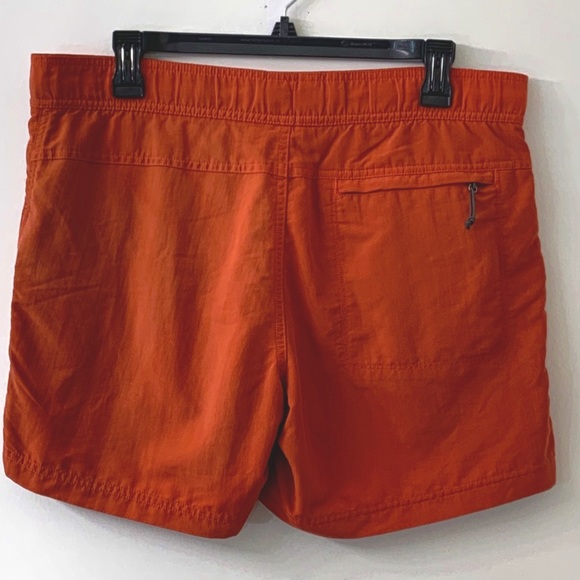 The North Face- Flashdry Swim/Hike/Run Shorts - Picture 5 of 7